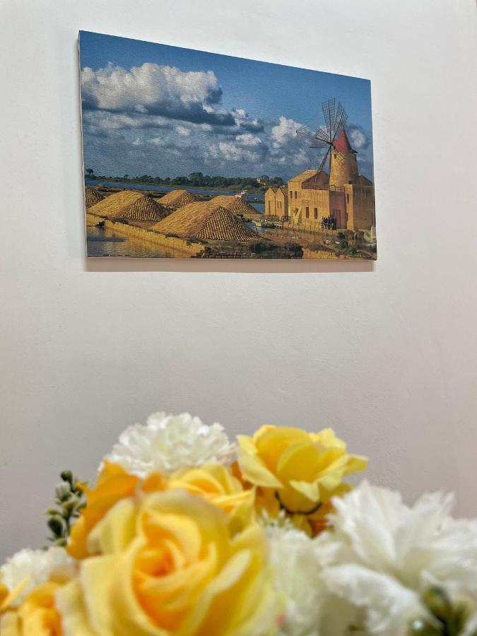 شقة Calici Di Marsala - Via Roma 73 المظهر الخارجي الصورة